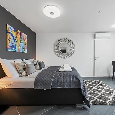 Villa Sky9 Luxury Four-bedroom With Private Whirlpool *